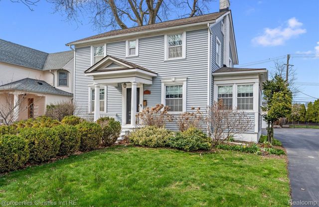 941 Forest Avenue, Birmingham, MI 48009