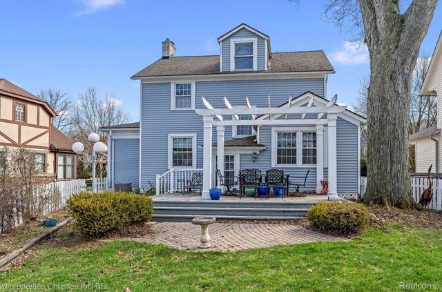 941 Forest Avenue, Birmingham, MI 48009