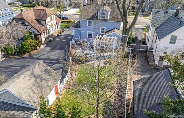 941 Forest Avenue, Birmingham, MI 48009