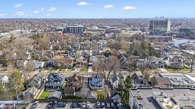 941 Forest Avenue, Birmingham, MI 48009