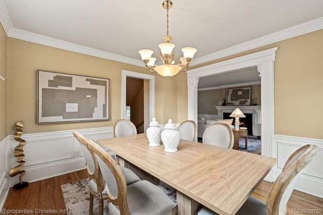 941 Forest Avenue, Birmingham, MI 48009