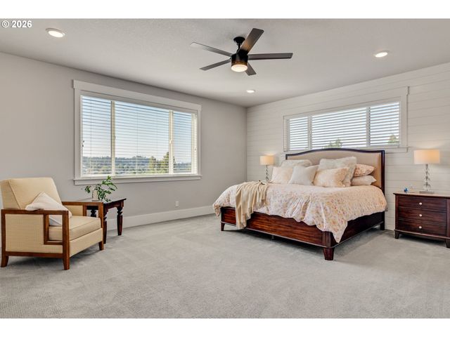 14998 Se NORTHERN HEIGHTS Dr, Happy Valley, OR 97086