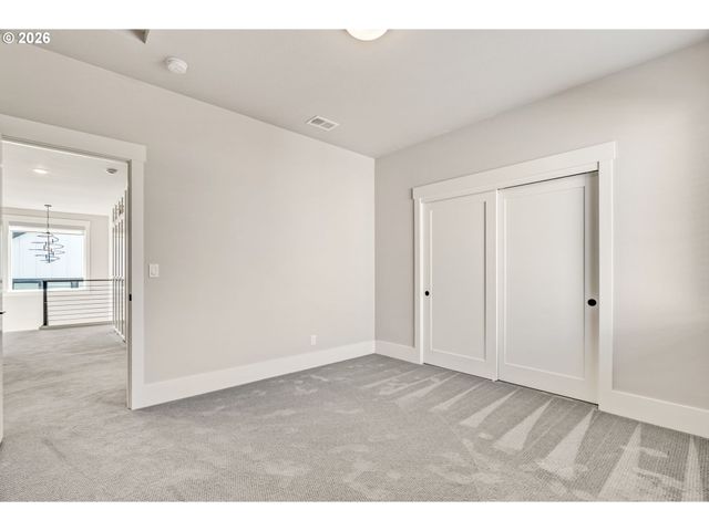 14998 Se NORTHERN HEIGHTS Dr, Happy Valley, OR 97086