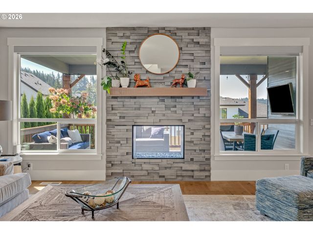 14998 Se NORTHERN HEIGHTS Dr, Happy Valley, OR 97086