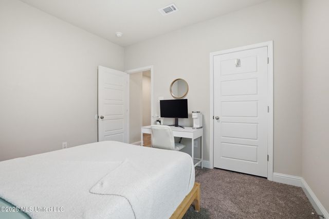 5495 Overland Drive, Biloxi, MS 39532