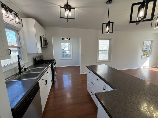 3622 178th Street, Lansing, IL 60438