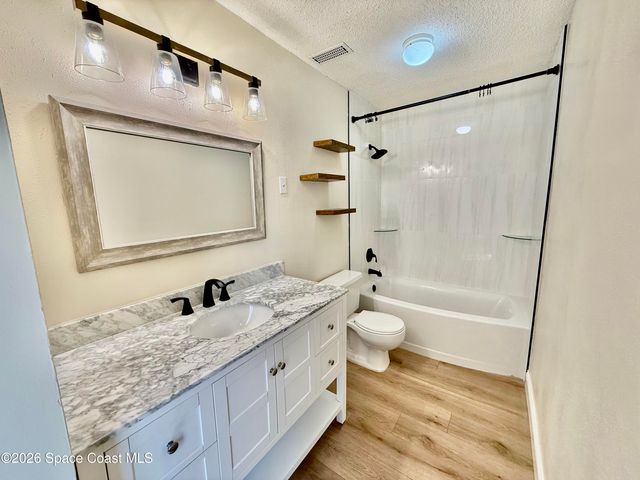 3515 Sable Palm Lane B, Titusville, FL 32780