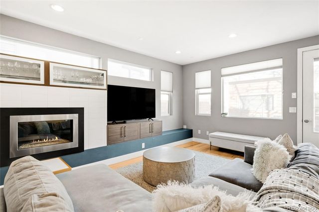 2712 Irving Street, Denver, CO 80211