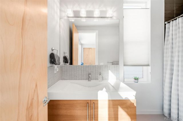 2712 Irving Street, Denver, CO 80211