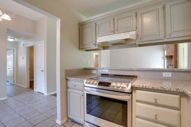 215 Linda Street, Aubrey, TX 76227
