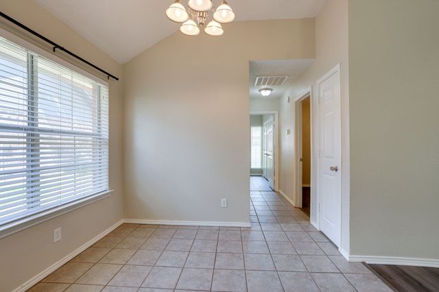 215 Linda Street, Aubrey, TX 76227