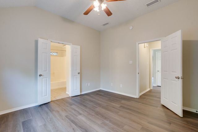 215 Linda Street, Aubrey, TX 76227