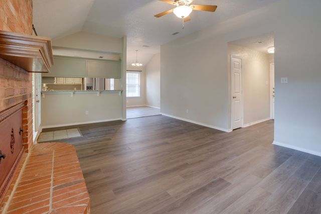 215 Linda Street, Aubrey, TX 76227