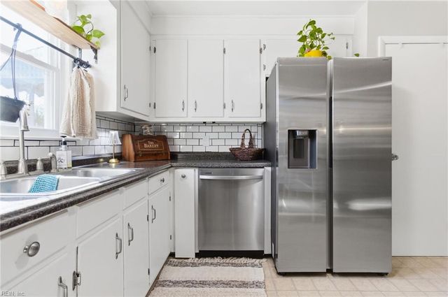 2413 Hemlock ST, Norfolk, VA 23513