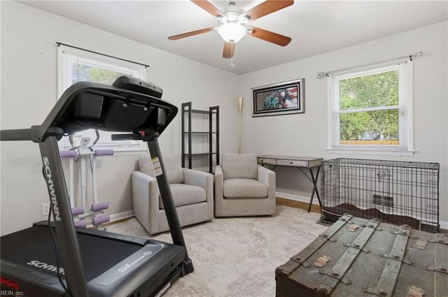 2413 Hemlock ST, Norfolk, VA 23513