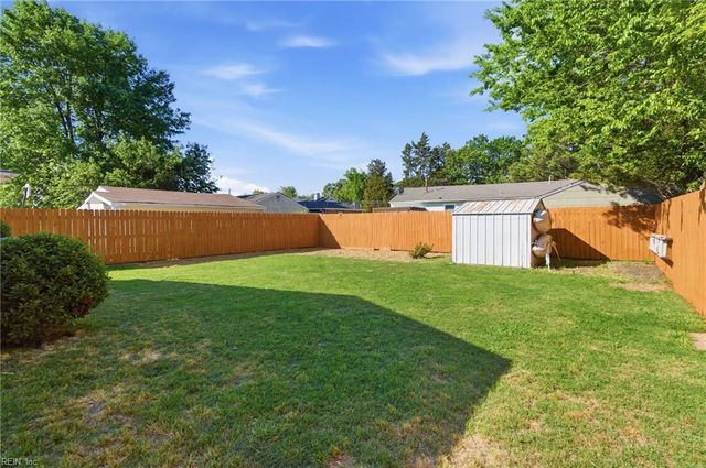 2413 Hemlock ST, Norfolk, VA 23513