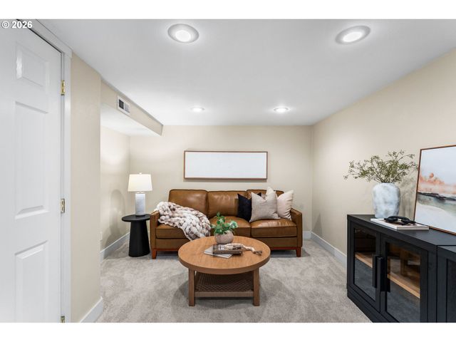 614 W 29TH St, Vancouver, WA 98660
