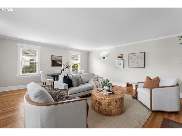 614 W 29TH St, Vancouver, WA 98660