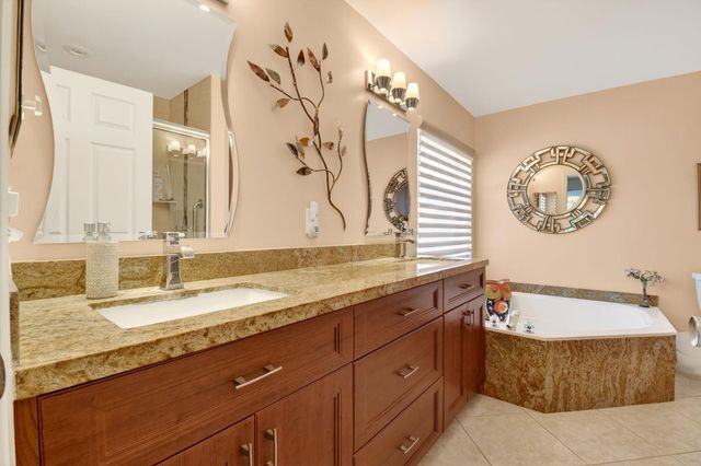 7195 Summer Tree Drive, Boynton Beach, FL 33437