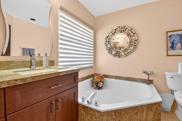 7195 Summer Tree Drive, Boynton Beach, FL 33437