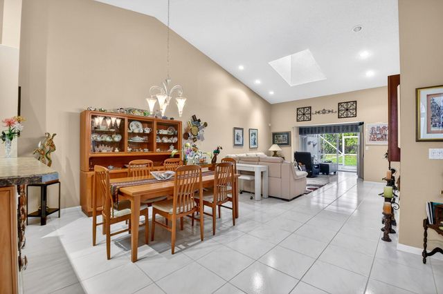 7195 Summer Tree Drive, Boynton Beach, FL 33437