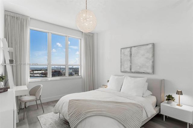 888 Brickell Key Dr 2606, Miami, FL 33131