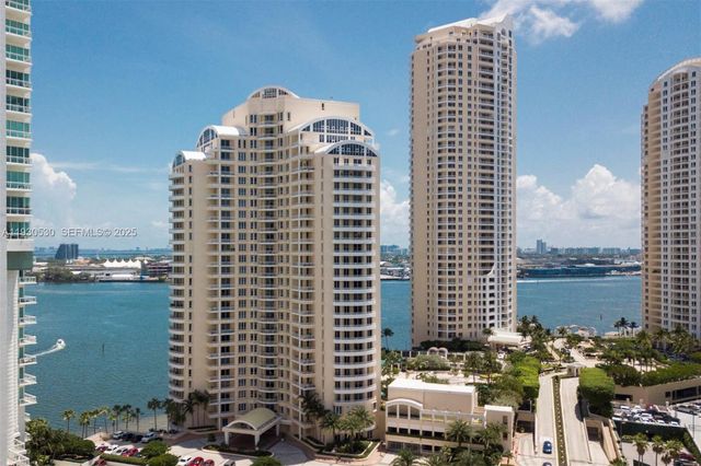 888 Brickell Key Dr 2606, Miami, FL 33131