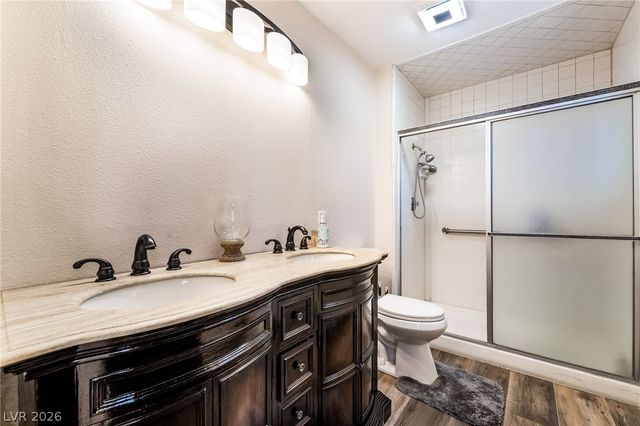 4211 Flamingo Crest Drive, Las Vegas, NV 89121