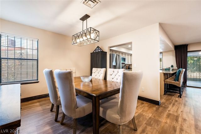 4211 Flamingo Crest Drive, Las Vegas, NV 89121