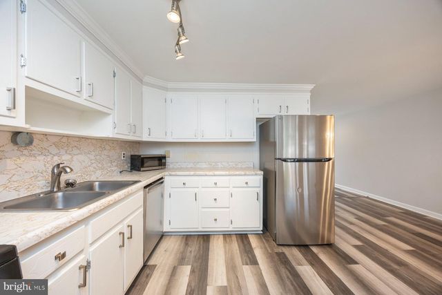 3130 RYERSON CIR, Halethorpe, MD 21227