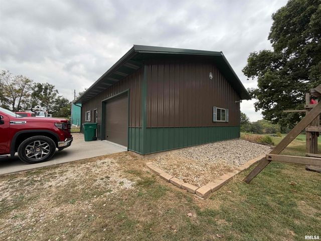 1196 160TH Street, Abingdon, IL 61410