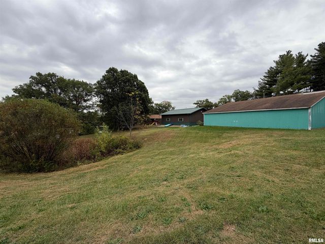 1196 160TH Street, Abingdon, IL 61410