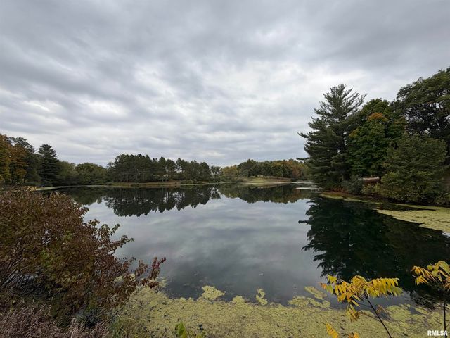 1196 160TH Street, Abingdon, IL 61410