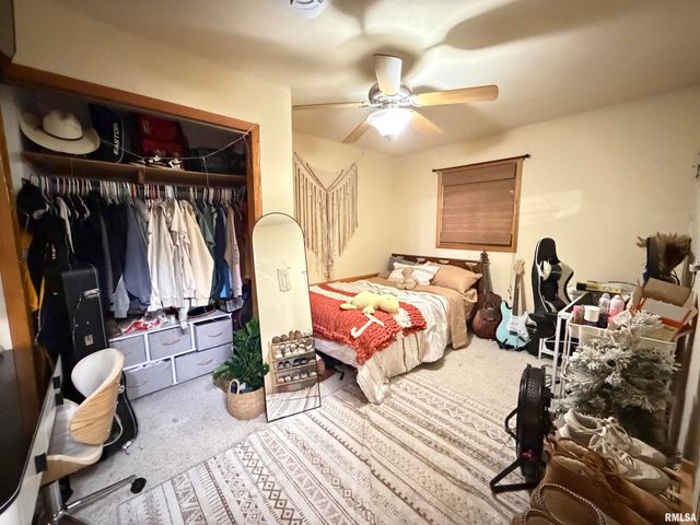 1196 160TH Street, Abingdon, IL 61410