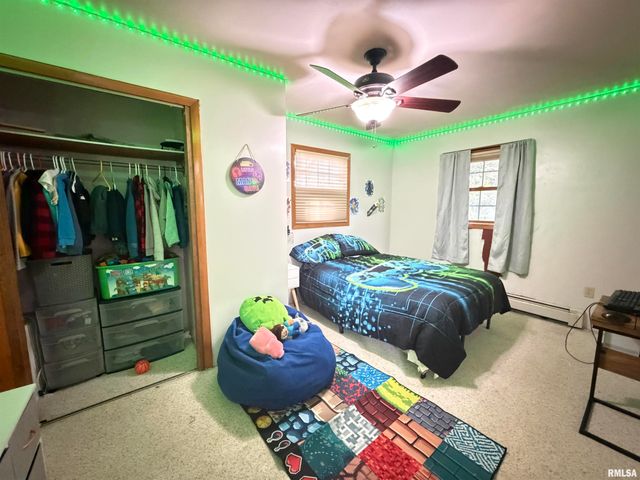 1196 160TH Street, Abingdon, IL 61410