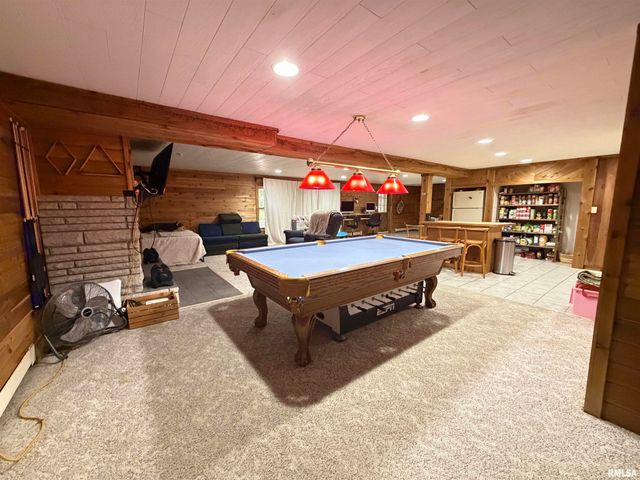 1196 160TH Street, Abingdon, IL 61410