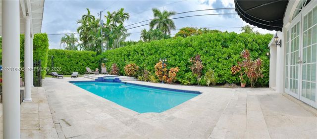 1535 Baracoa Ave, Coral Gables, FL 33146