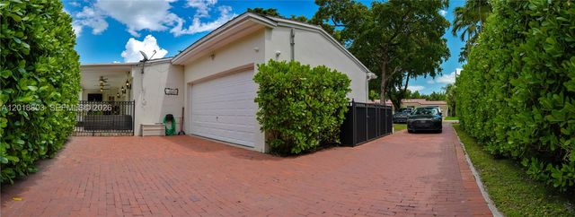 1535 Baracoa Ave, Coral Gables, FL 33146