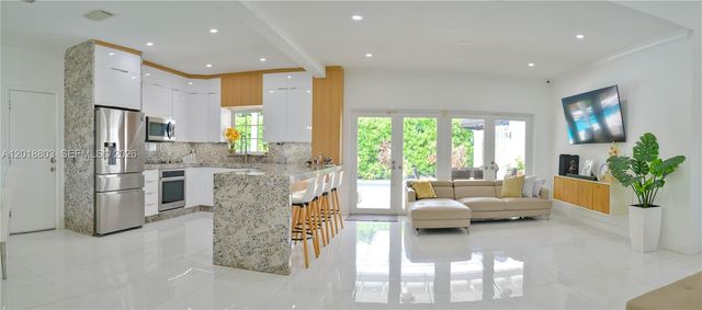 1535 Baracoa Ave, Coral Gables, FL 33146