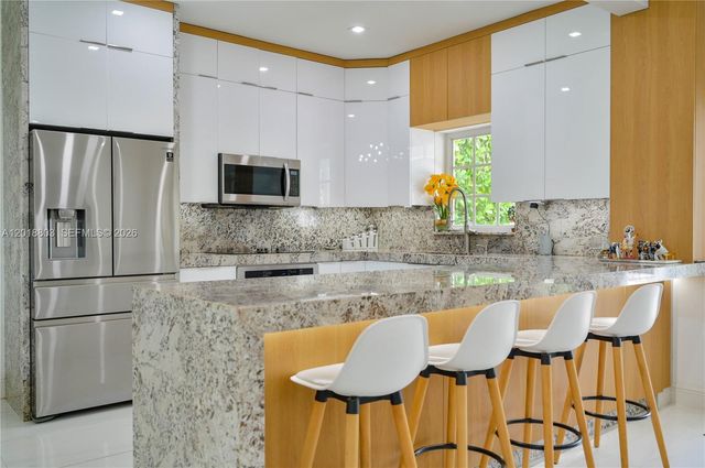 1535 Baracoa Ave, Coral Gables, FL 33146