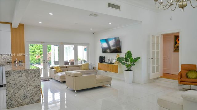 1535 Baracoa Ave, Coral Gables, FL 33146