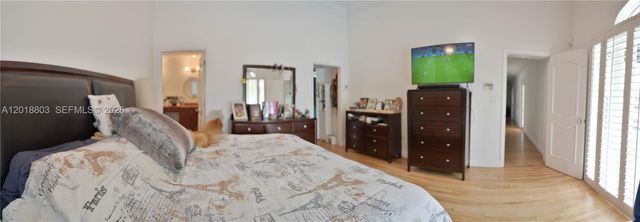 1535 Baracoa Ave, Coral Gables, FL 33146
