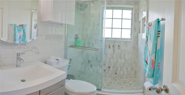 1535 Baracoa Ave, Coral Gables, FL 33146