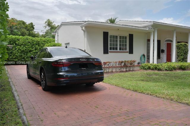1535 Baracoa Ave, Coral Gables, FL 33146
