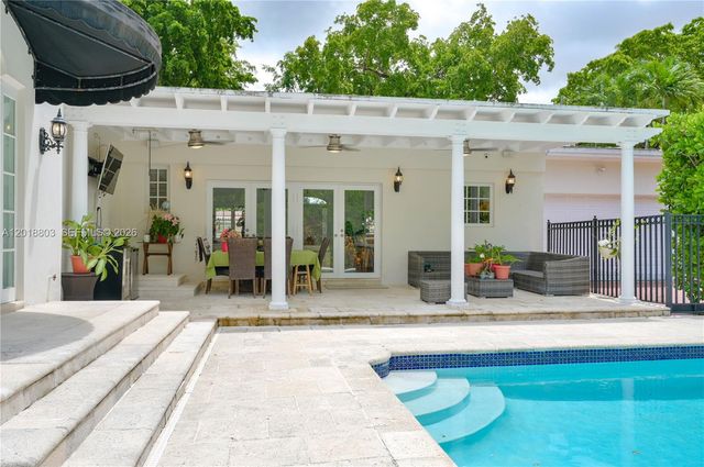 1535 Baracoa Ave, Coral Gables, FL 33146