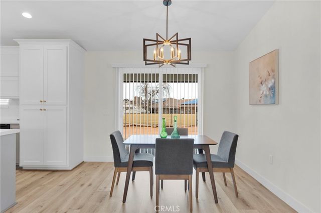 20190 Osseo Road, Apple Valley, CA 92308