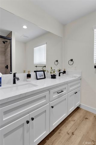 20190 Osseo Road, Apple Valley, CA 92308