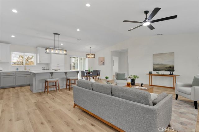 20190 Osseo Road, Apple Valley, CA 92308