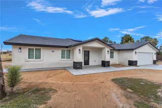 20190 Osseo Road, Apple Valley, CA 92308