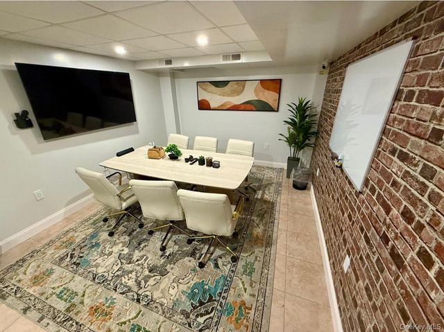 220 Pelham Road 6G, New Rochelle, NY 10805